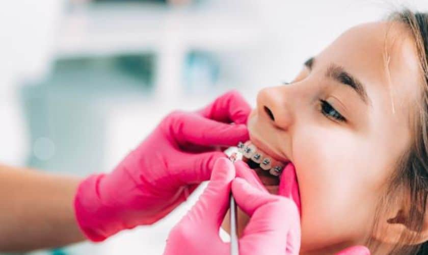 Orthodontist in Khan Ortho