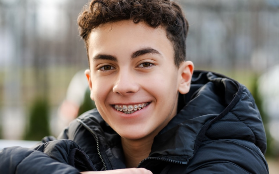 Oil Pulling with Braces: A Natural Hack or a Risky Move?