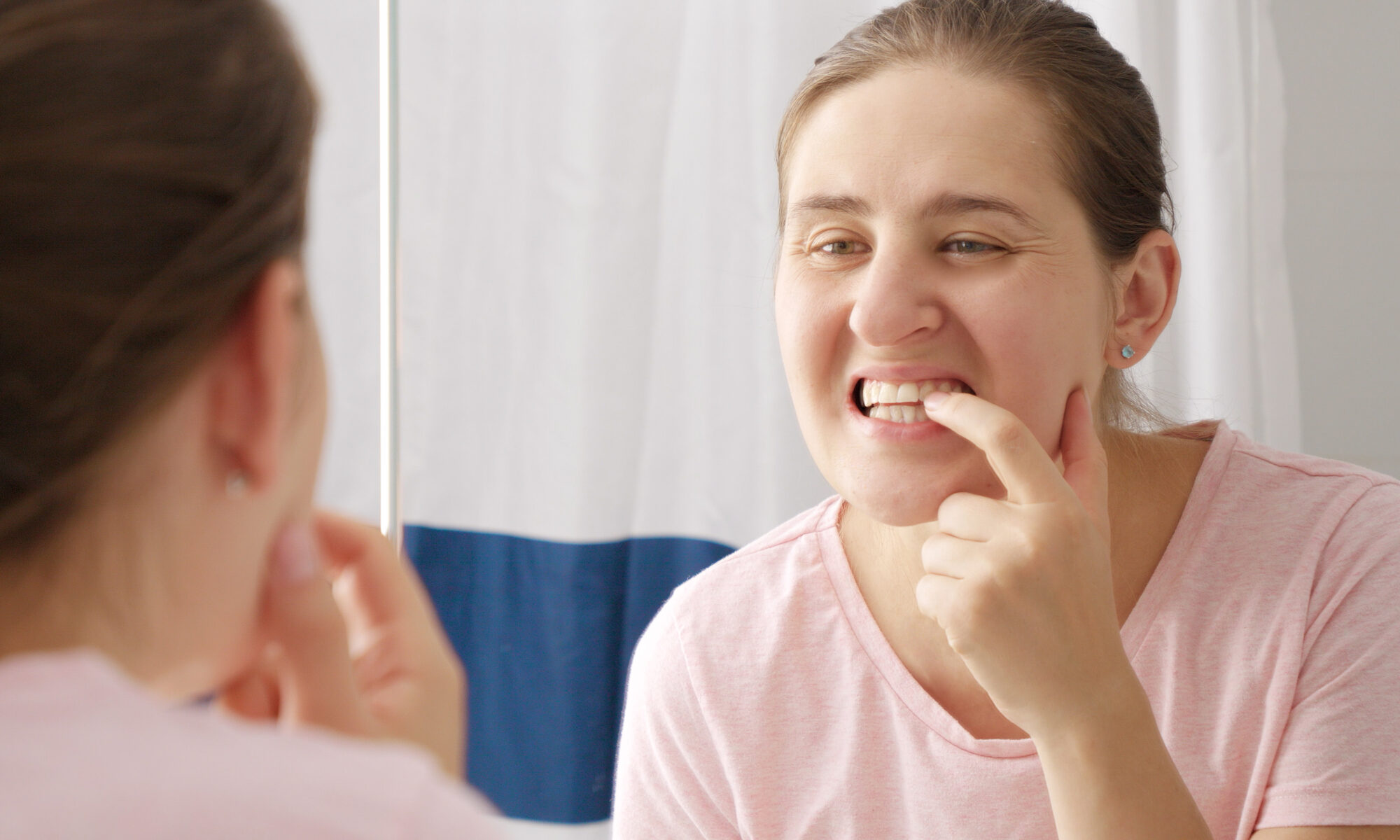 retainer causing gum bleeding solutions by orthodontists in maspeth